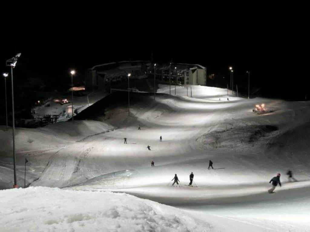 Gudauri Loft Apartment 418, Next To The Pirveli Lift Екстер'єр фото